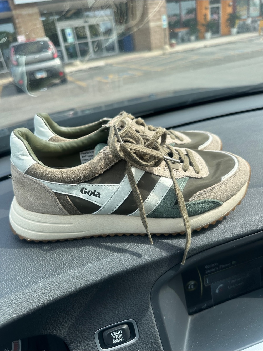 Gola Olive, Beige & White Retro Runner